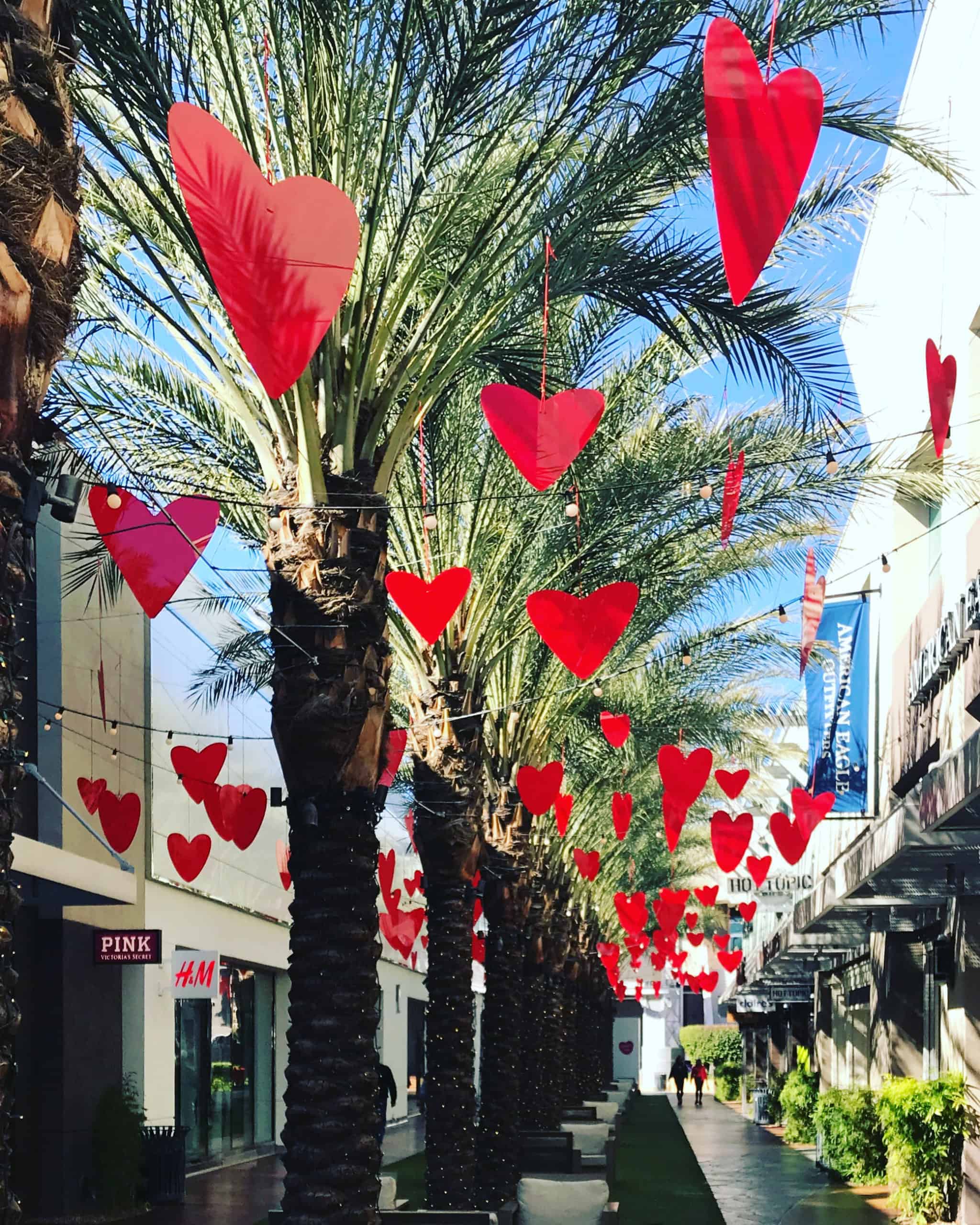 Now, this gives a whole new meaning to: “LOVE IS IN THE AIR” It was great walking through “&#x