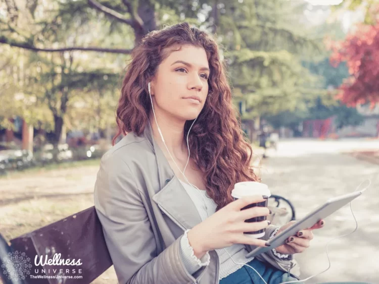 Embracing Singlehood on Valentine’s Day By The Wellness Universe @thewellnessuniverse As a sin