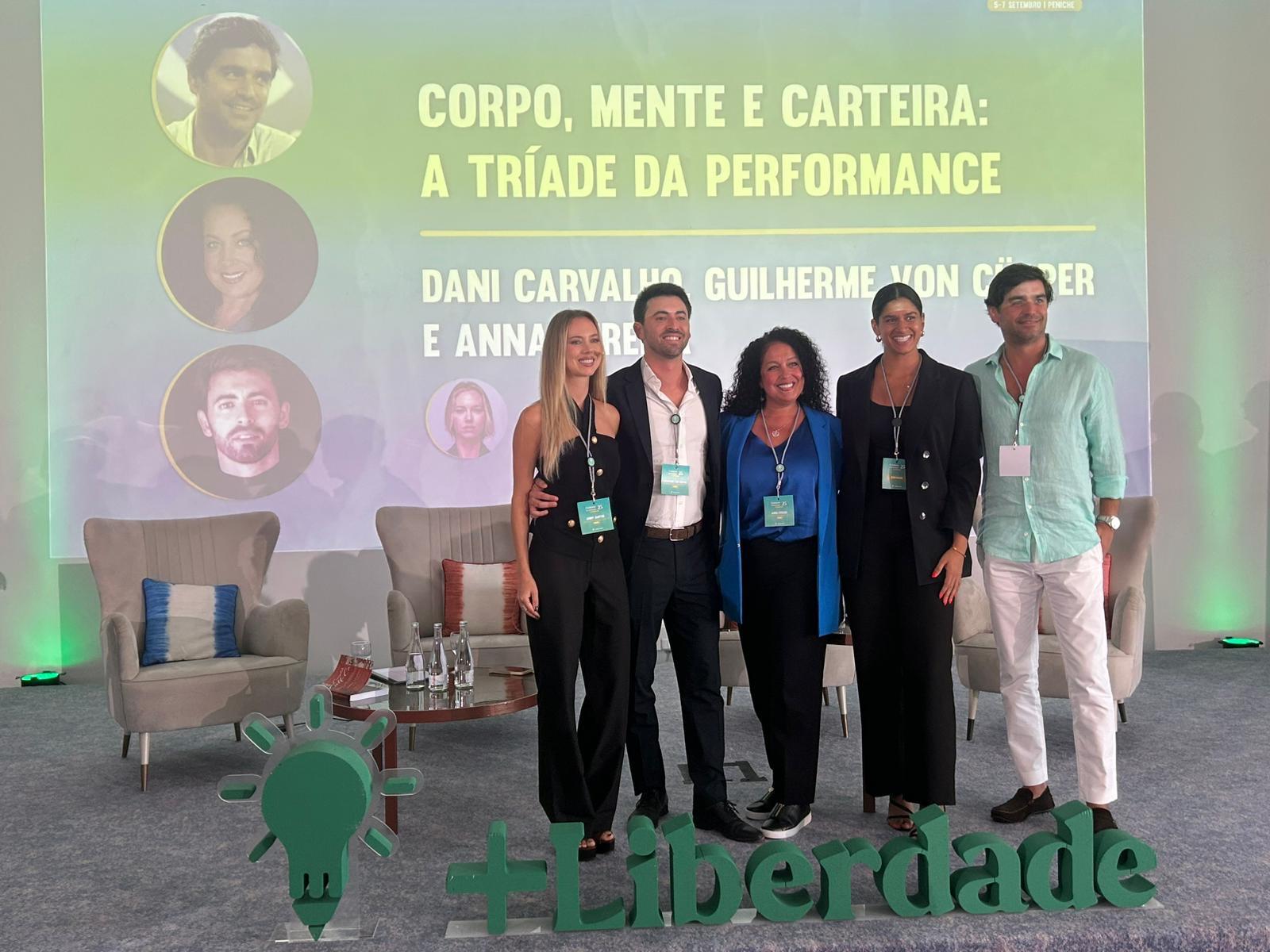 Anna Pereira speaking at Instituto Mais Liberdade in Portugal in 2025
